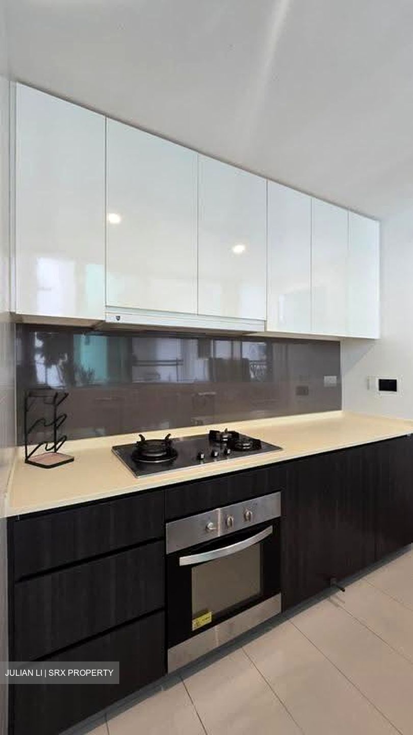 Esparina Residences (D19), Condominium #628483091